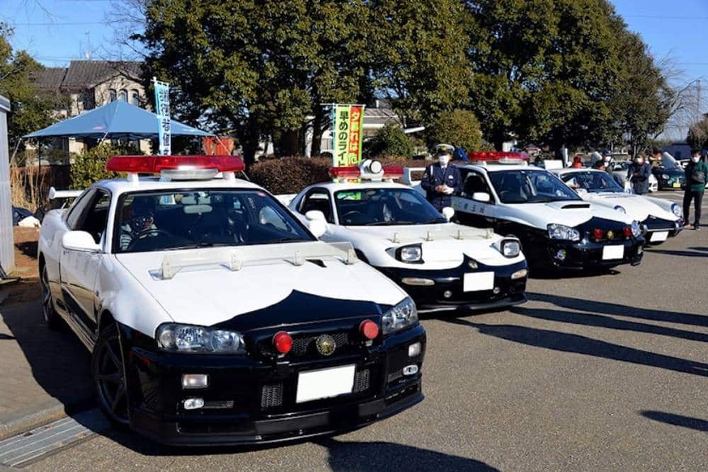https://cdn.autogreeknews.gr/wp-content/uploads/2025/12/police-cars-in-japan-1.jpg