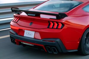 2026-Ford-Mustang-Dark-Horse-SC-00013-scaled