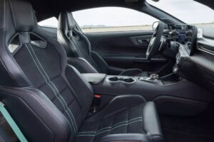 2026-Ford-Mustang-Dark-Horse-SC-00040-2048×1442