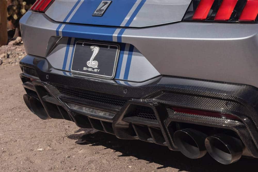 https://cdn.autogreeknews.gr/wp-content/uploads/2026/01/2026-Shelby-Super-Snake-rear-diffuser.jpg