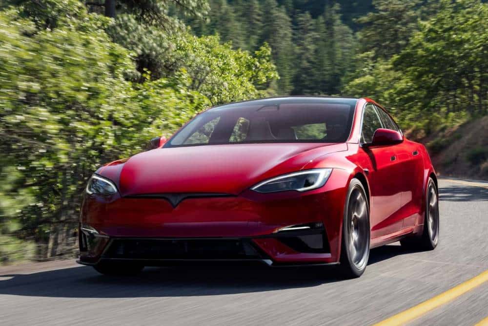 https://cdn.autogreeknews.gr/wp-content/uploads/2026/01/2026-tesla-model-s.jpg