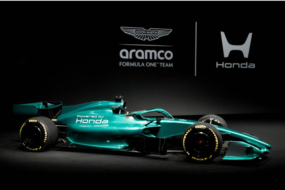 https://cdn.autogreeknews.gr/wp-content/uploads/2026/01/570281_Honda_x_Aston_Martin_F1_PU_Launch_Event-1.jpg
