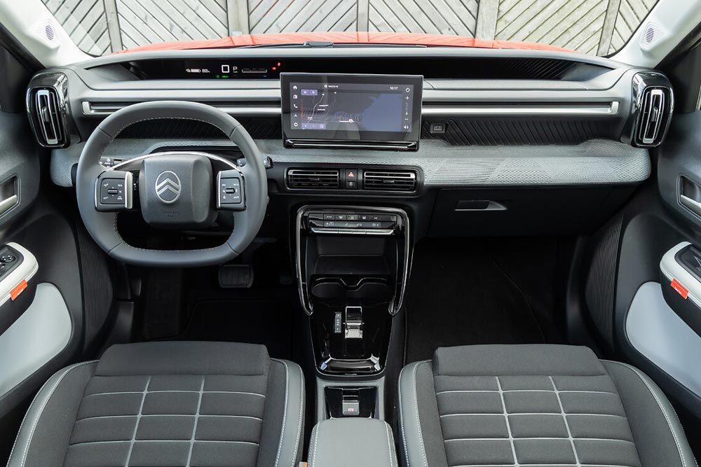 https://cdn.autogreeknews.gr/wp-content/uploads/2026/01/Citroen-e-C3-You-interior-3.jpg