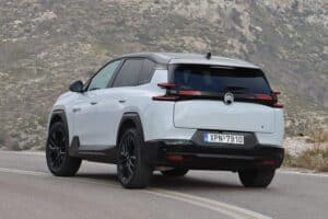 Citroen e-C5 Aircross (11)