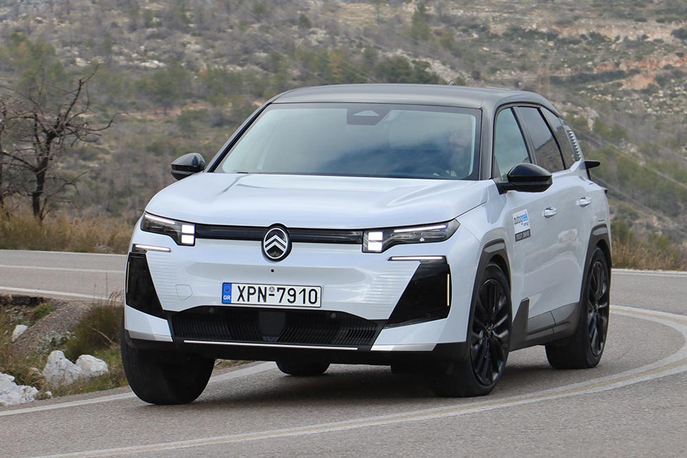 https://cdn.autogreeknews.gr/wp-content/uploads/2026/01/Citroen-e-C5-Aircross-12.jpg