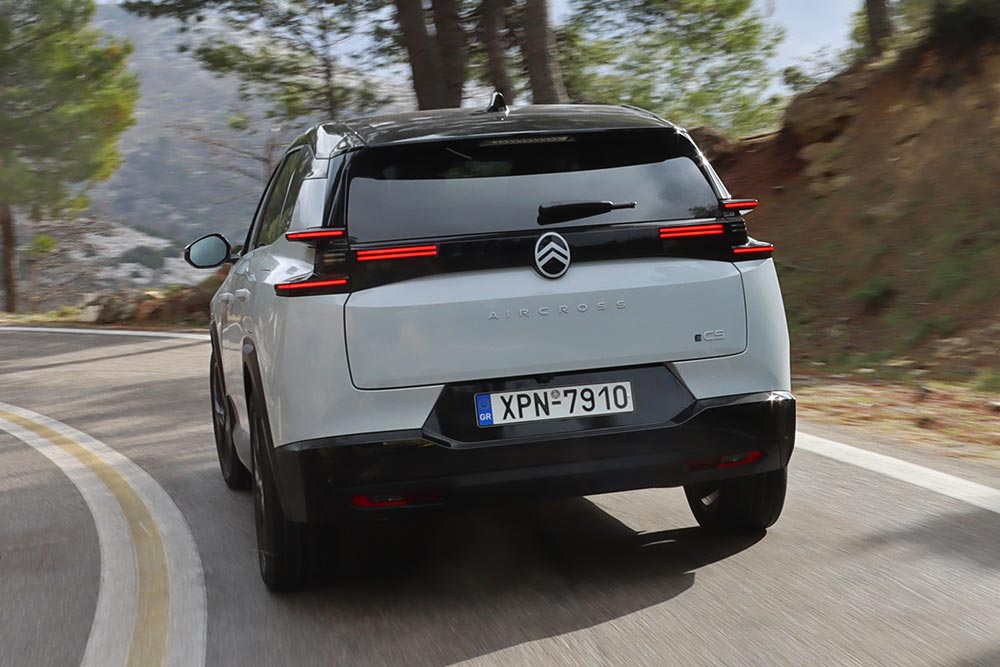 https://cdn.autogreeknews.gr/wp-content/uploads/2026/01/Citroen-e-C5-Aircross-9.jpg