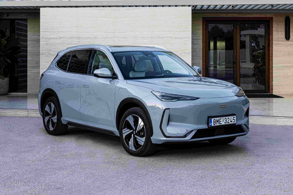 https://cdn.autogreeknews.gr/wp-content/uploads/2026/01/Geely-EX5_1-1.jpg