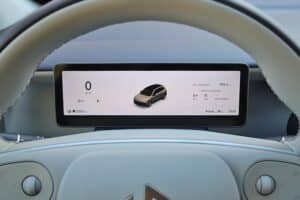 Leapmotor B10 interior (5)