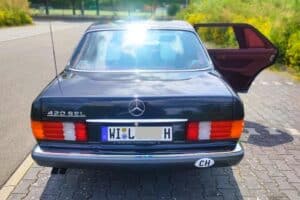Mercedes-S-Class-W126-420SEL-8