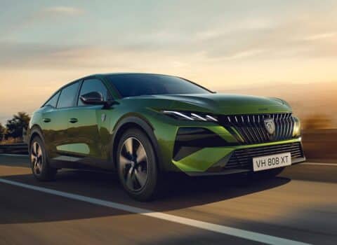 Νέο και ακόμα πιο εντυπωσιακό Peugeot 408