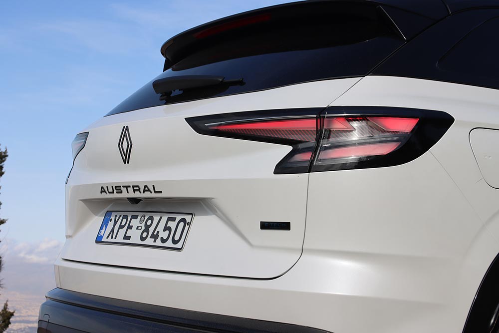 https://cdn.autogreeknews.gr/wp-content/uploads/2026/01/Renault-Austral-E-Tech-200-35.jpg