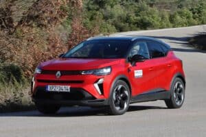 Renault Captur E-Tech Hybrid 160 (2)
