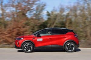 Renault Captur E-Tech Hybrid 160 (8)