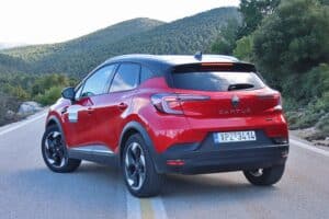 Renault Captur E-Tech Hybrid 160 (9)