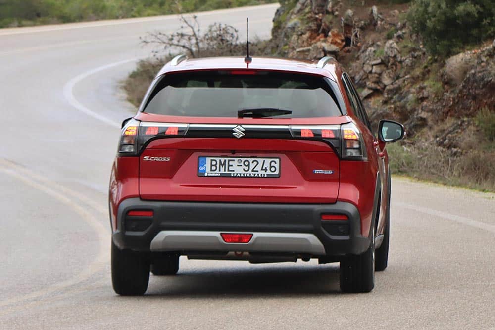 https://cdn.autogreeknews.gr/wp-content/uploads/2026/01/Suzuki-S-Cross-1.4-110-hp-7.jpg