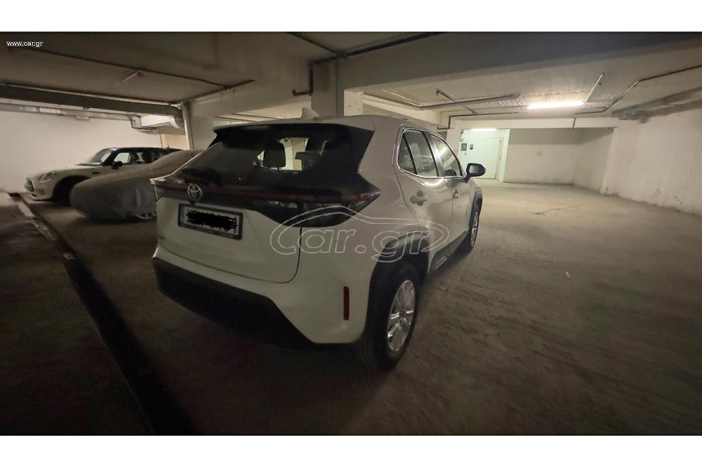 https://cdn.autogreeknews.gr/wp-content/uploads/2026/01/Toyota-Yaris-Cross-2022-1.jpg