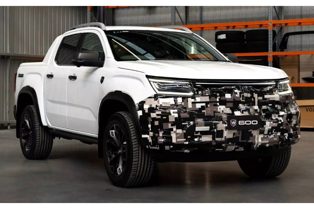 https://cdn.autogreeknews.gr/wp-content/uploads/2026/01/VW-Amarok-W600-Walkinshaw-1-2048x1152-1.jpg