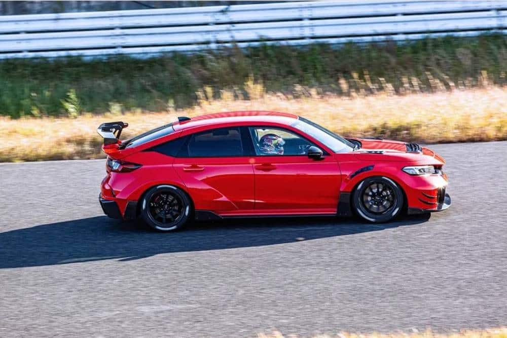 https://cdn.autogreeknews.gr/wp-content/uploads/2026/01/arta-gt-civic-type-r.jpg