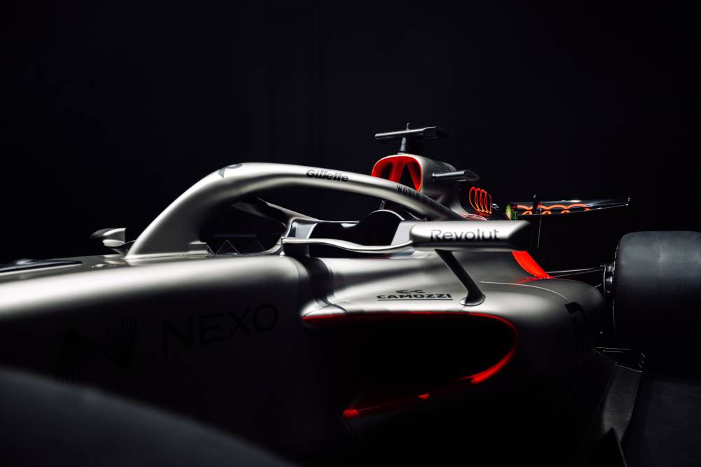 https://cdn.autogreeknews.gr/wp-content/uploads/2026/01/audi-revolut-f1-team-3-1.jpg