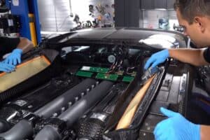 bugatti chiron maintenance (6)