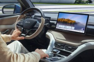 byd-sealion5-dmi-interior-04-l