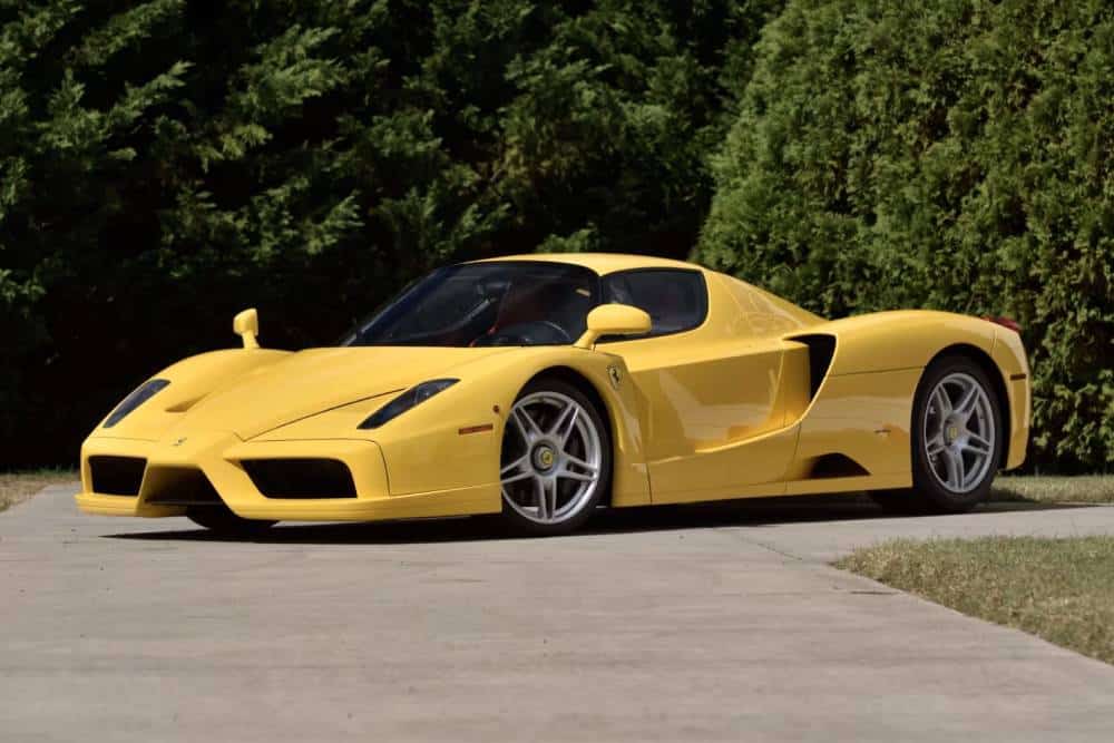 https://cdn.autogreeknews.gr/wp-content/uploads/2026/01/ferrari-enzo-sales-for-16-million-14.jpg
