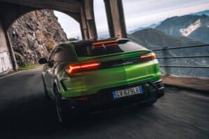 lamborghini_urus_se92