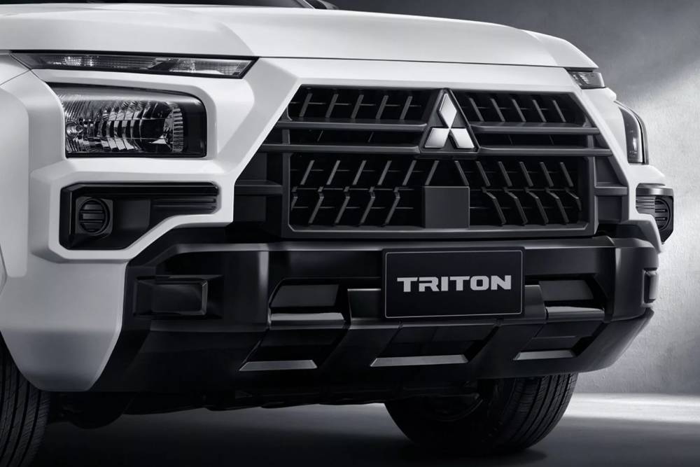 https://cdn.autogreeknews.gr/wp-content/uploads/2026/01/mitsubishi-triton-mega-cab-street-5.jpg