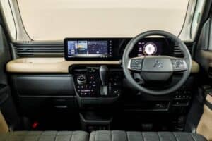 mitsubishi_delica-mini33