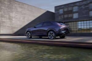 new mazda cx-6e (14)