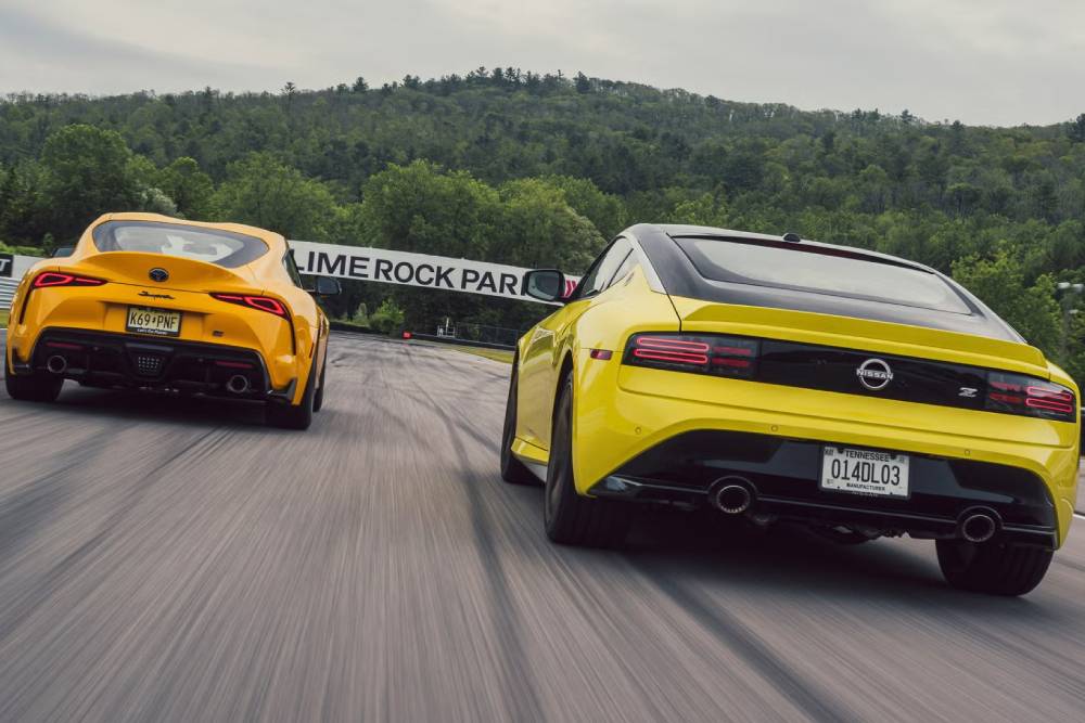 https://cdn.autogreeknews.gr/wp-content/uploads/2026/01/nissan-z-vs-toyota-supra-sales-10.jpg