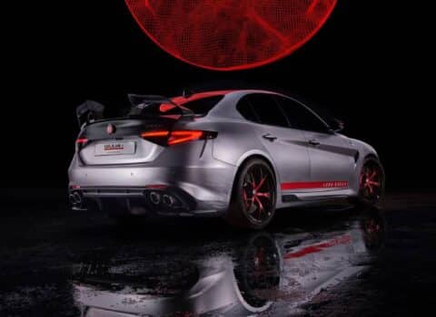 «Φτερωτή» νέα Alfa Romeo Giulia Quadrifoglio Luna Rossa