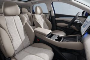 05-ATTO3_LHD_Interior_Front-seats_download_JPG (1)