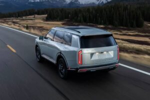 2027-Kia-Telluride-Hybrid-226-10-2048×1366