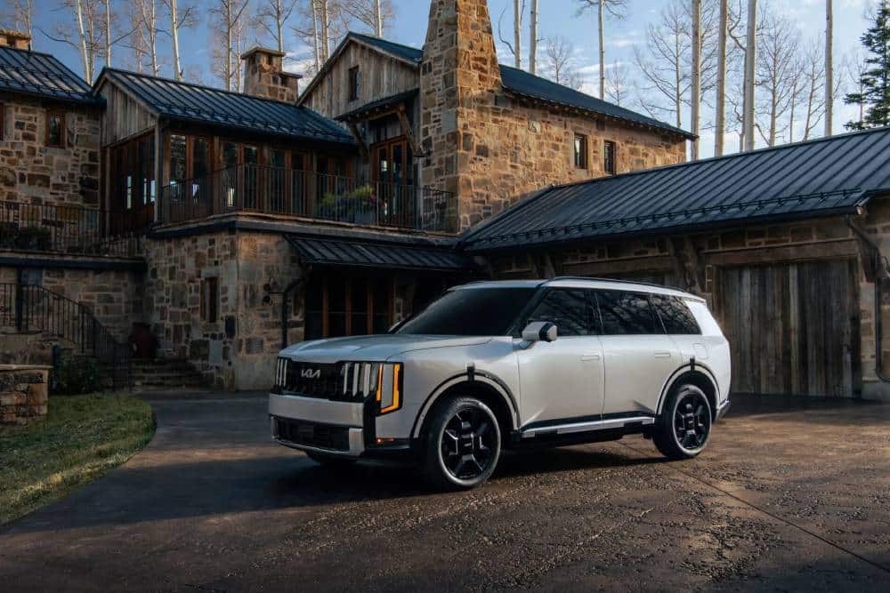 https://cdn.autogreeknews.gr/wp-content/uploads/2026/02/2027-Kia-Telluride-Hybrid-226-7-2048x1366-1.jpg