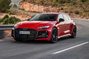 PHEV «τούμπανο» το νέο Audi RS 5 639 PS (+video)