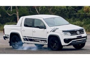 VW Amarok W680 για δυνατά «μπασίματα»