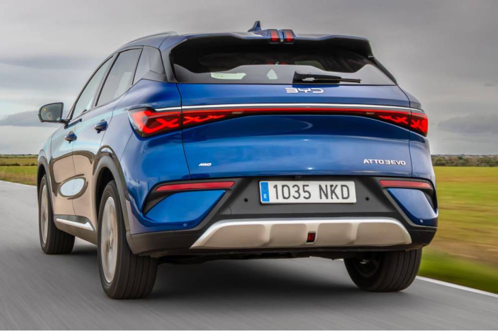 https://cdn.autogreeknews.gr/wp-content/uploads/2026/02/BYD-ATTO-3-EVO-european-launch-12.jpg