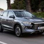 BYD-SEALION-5-DM-i-Driving-(2)