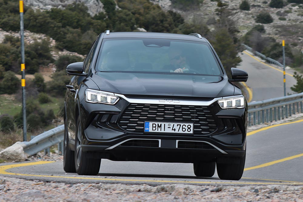 https://cdn.autogreeknews.gr/wp-content/uploads/2026/02/BYD-Sealion-5-DM-i-25.jpg