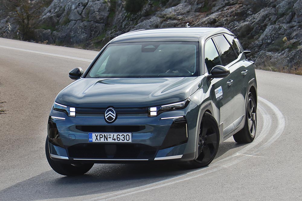 https://cdn.autogreeknews.gr/wp-content/uploads/2026/02/Citroen-C5-Aircross-1.2-Hybrid-145-13.jpg