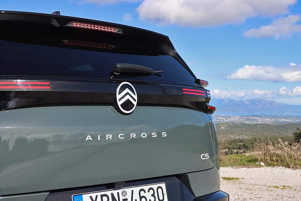 https://cdn.autogreeknews.gr/wp-content/uploads/2026/02/Citroen-C5-Aircross-1.2-Hybrid-145-7.jpg