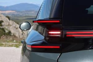 Citroen C5 Aircross 1.2 Hybrid 145 (8)