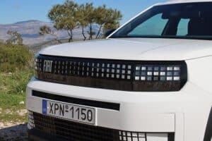 Fiat Grande Panda Electric (19)