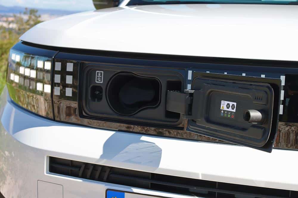 https://cdn.autogreeknews.gr/wp-content/uploads/2026/02/Fiat-Grande-Panda-Electric-20.jpg