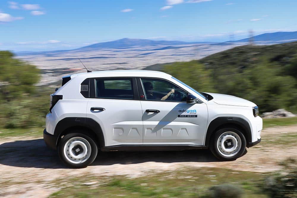 https://cdn.autogreeknews.gr/wp-content/uploads/2026/02/Fiat-Grande-Panda-Electric-23.jpg