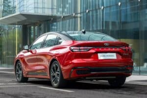 «Πάρε κόσμε» η τιμή του νέου Ford Mondeo