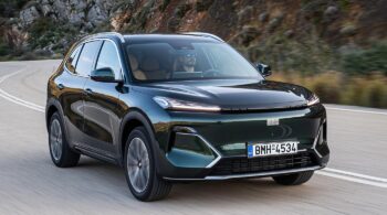 Οδηγούμε το προσιτό νέο PHEV D-SUV Geely Starray EM-i