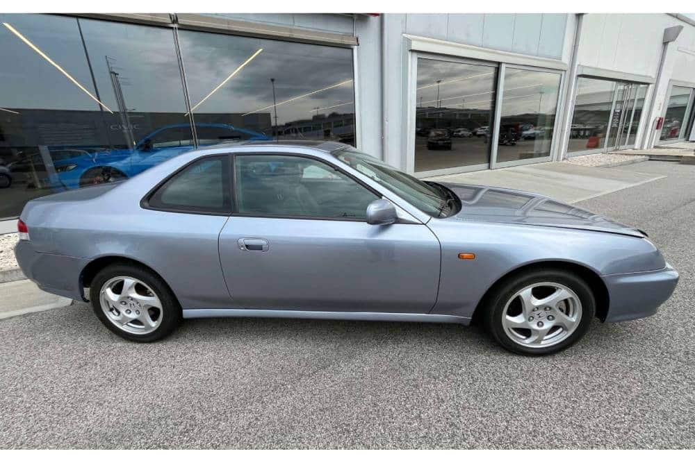 https://cdn.autogreeknews.gr/wp-content/uploads/2026/02/Honda_Prelude_1999_22_16V_VTEC_4WS_for_sale-10.jpg