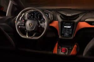 Lamborghini-Revuelto-204-3-2048×1365